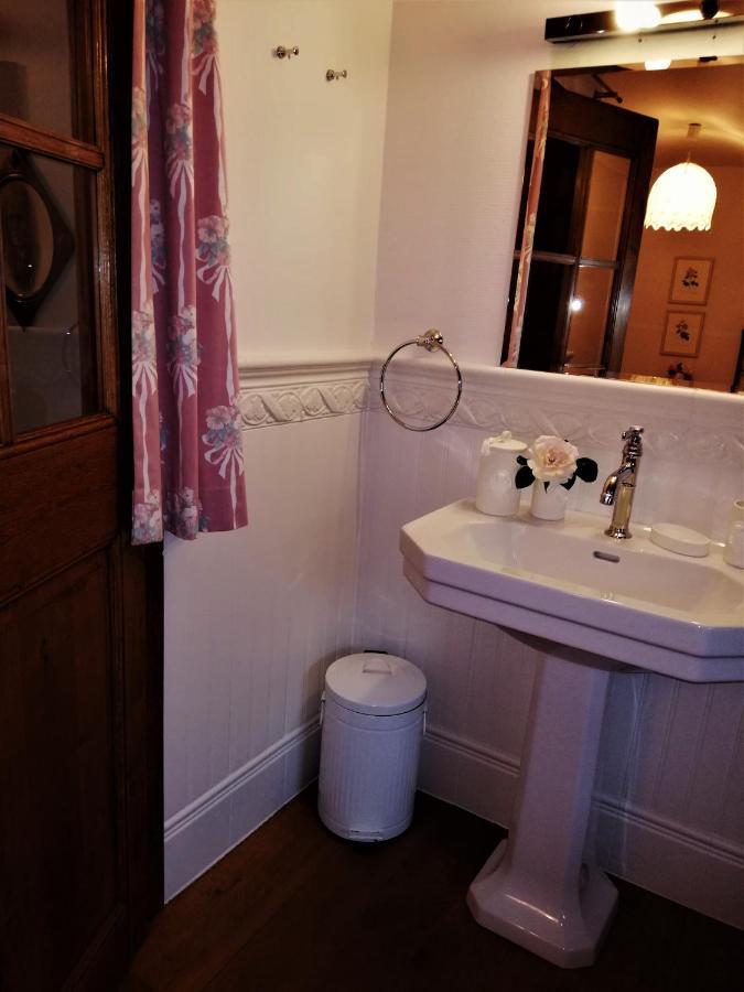 Au Charme Du 13 Faubourg De France A Bouillon Villa Kültér fotó