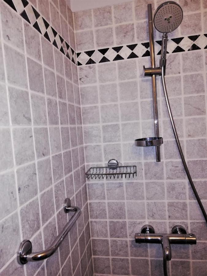 Au Charme Du 13 Faubourg De France A Bouillon Villa Kültér fotó