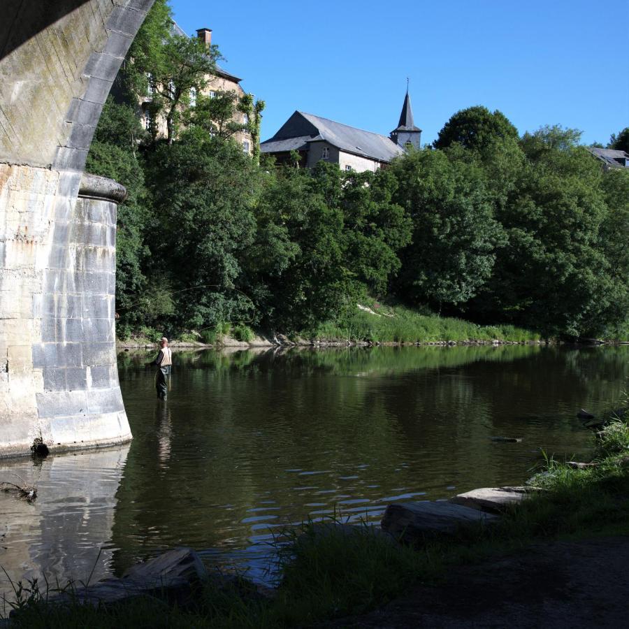 Au Charme Du 13 Faubourg De France A Bouillon Villa Kültér fotó